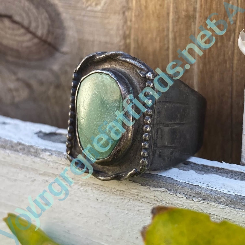 Very Early Rustic Navajo Ring in Sterling Silver with Green Turquoise Size 11 Yourgreatfinds