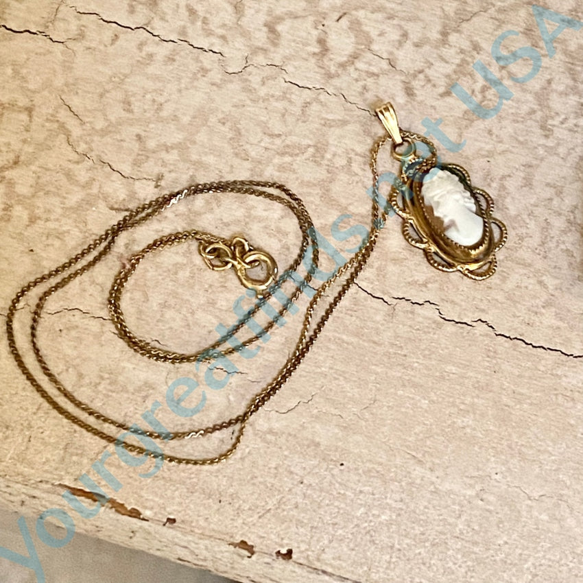 Deals 12K Yellow Gold Pendant