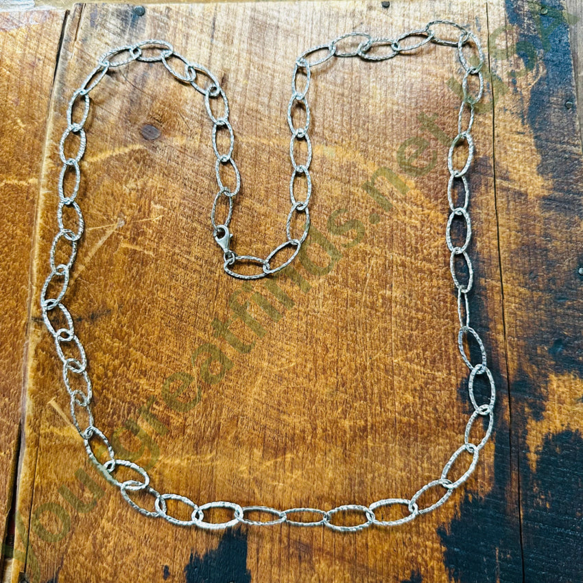 Vintage 36’ L Solid Sterling Silver Hammered Link Necklace
