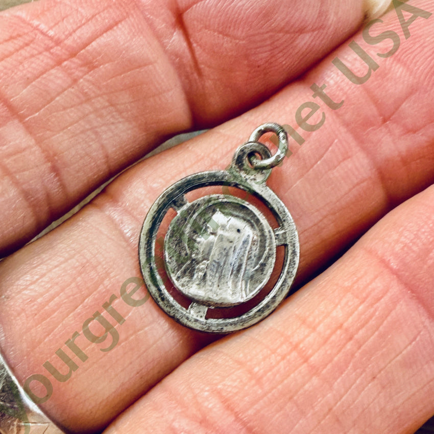 Vintage 800 Silver Saint Francis Xavier Devotional Pendant pendant