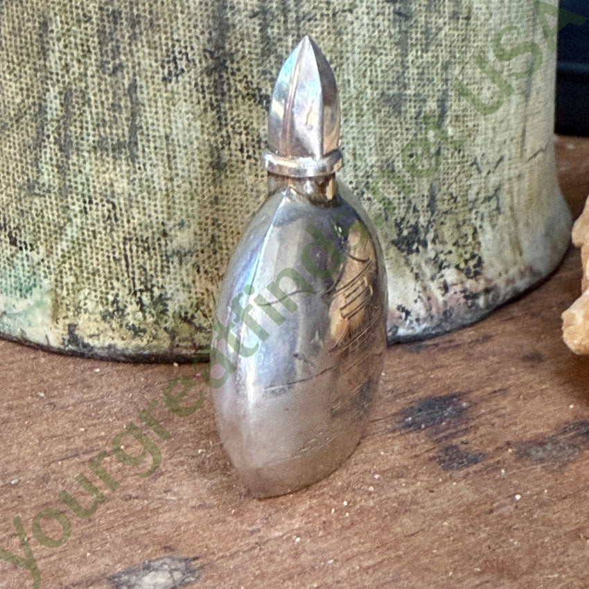 Vintage 950 Sterling Silver Hand Etched Mini Perfume Bottle mini perfum bottle