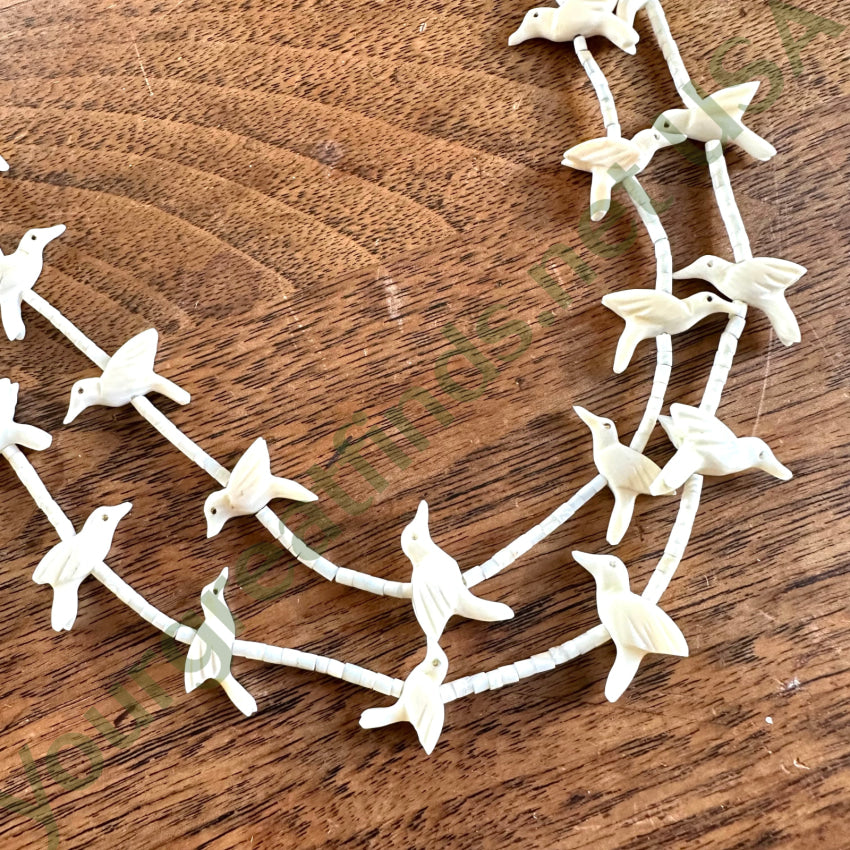 Vintage Alabaster White Heishi Hummingbird Fetish Bead Necklace