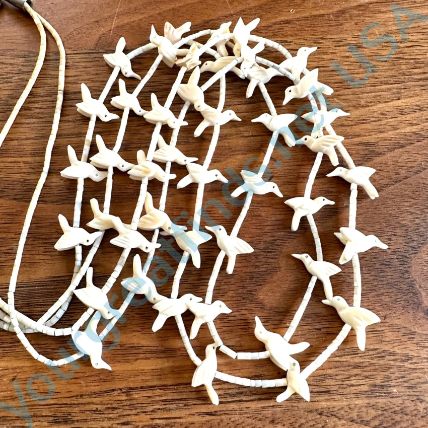 Vintage Alabaster White Heishi Hummingbird Fetish Bead Necklace