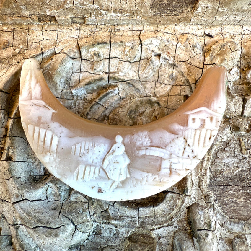 Vintage Carved Shell Unset Crescent Cameo