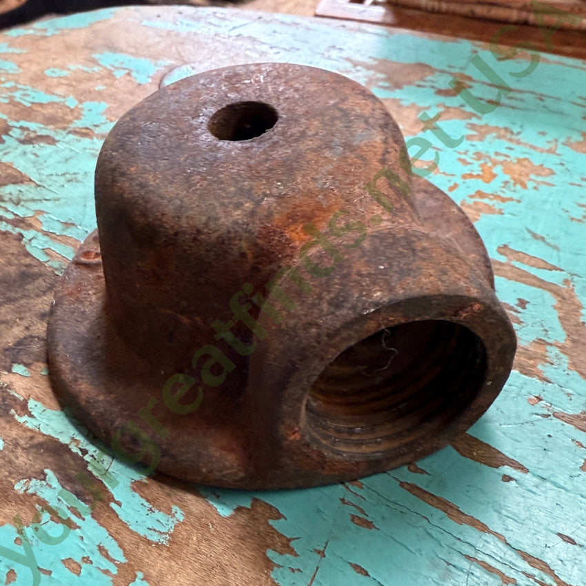 Vintage Cast Iron L R Nelson Can’t Beat Em Lawn Garden Water Sprinkler Lawn Sprinkler