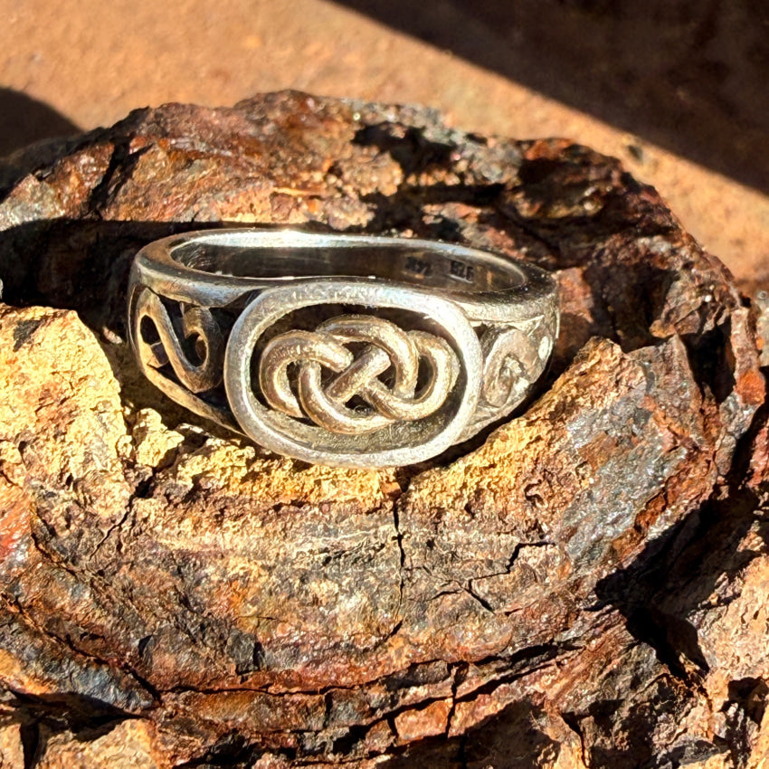 Vintage Celtic Knot Ring Sterling Silver & 14K Yellow Gold Ring 5 3/4 band ring