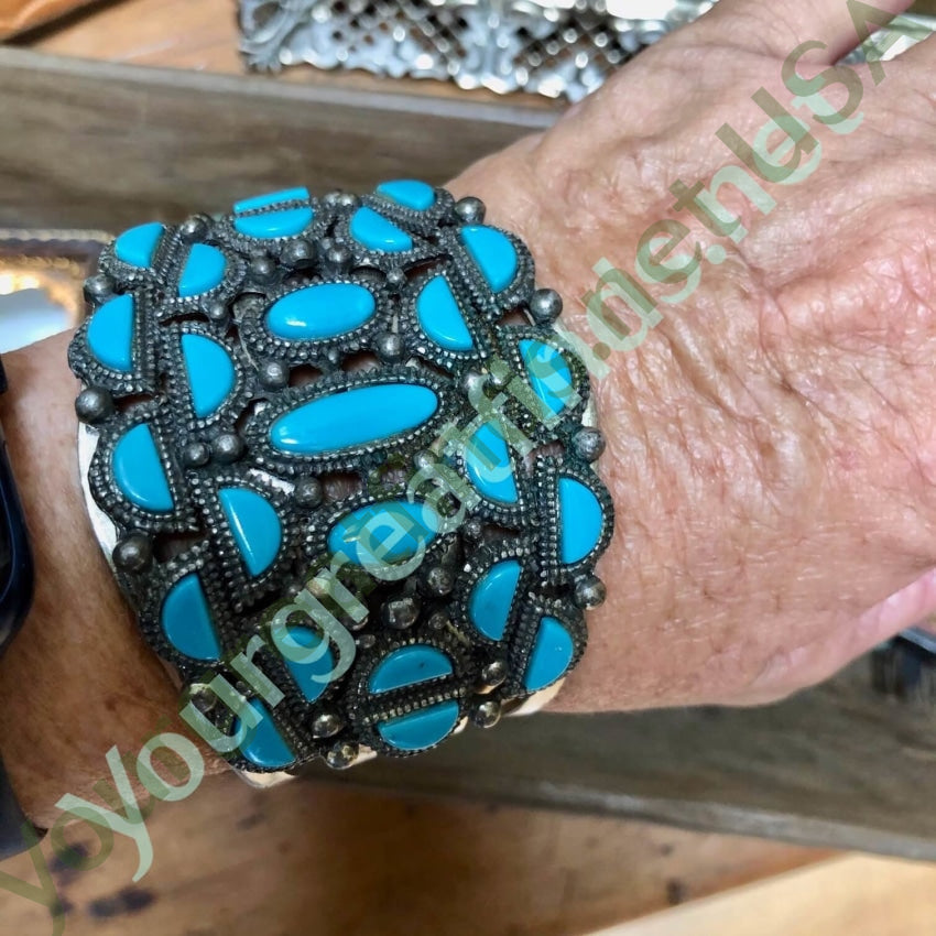 Vintage Costume Grade Southwestern "Turquoise" Bracelet Yourgreatfinds