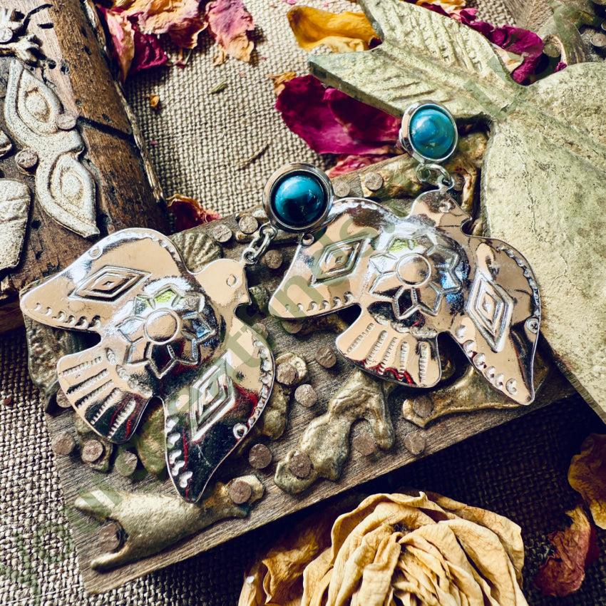 Vintage Costume Grade Thunderbird Pierced Earrings earrings