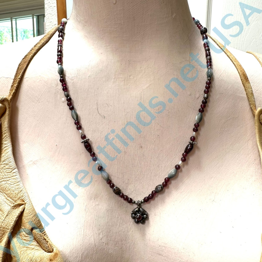 Vintage Garnet Mother-Of-Pearl Beaded Necklace