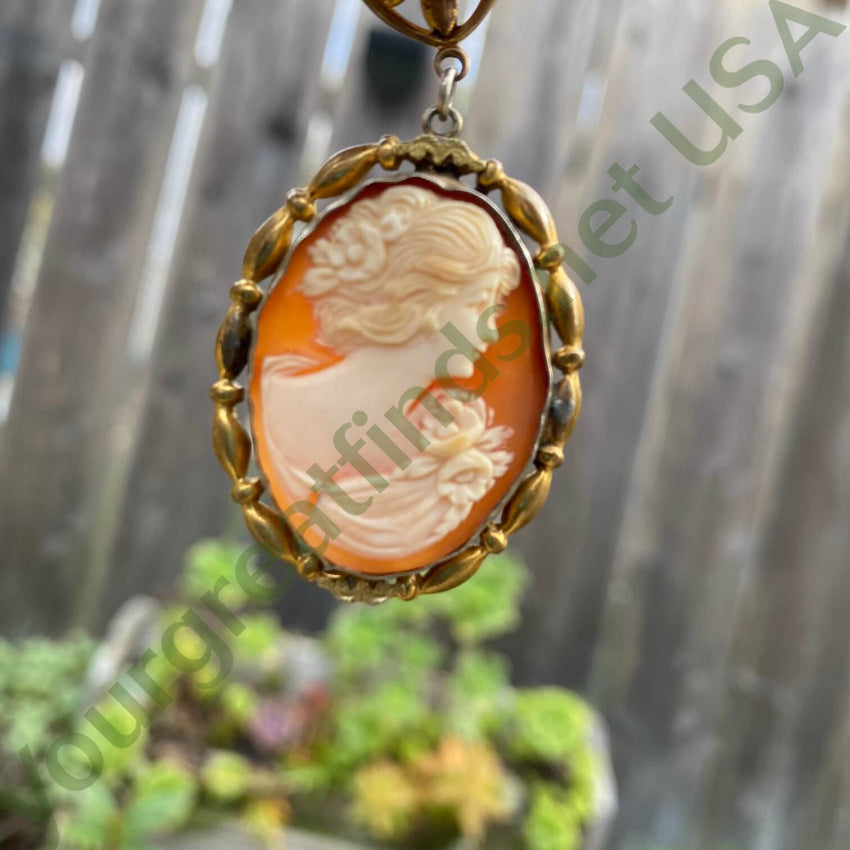 Vintage Gold Filled Carved Shell Cameo Necklace Necklaces