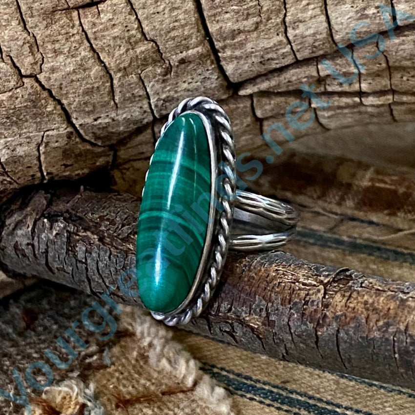 Vintage Green Malachite Sterling Silver Southwestern Ring 7