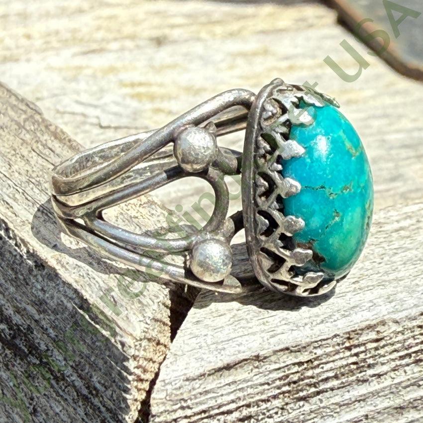 Vintage Handmade Sterling Silver Ring Natural Turquoise 7.25
