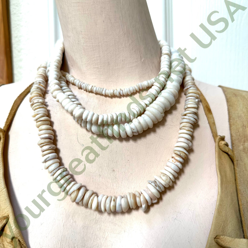 Vintage Hawaiian Puka Shell Necklace 14 1/2