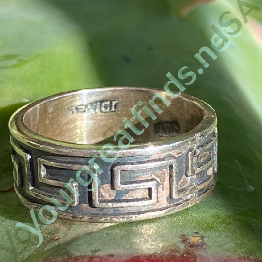 Vintage Mexican Band Ring in Sterling Silver with Raised Design Size 10 Yourgreatfinds