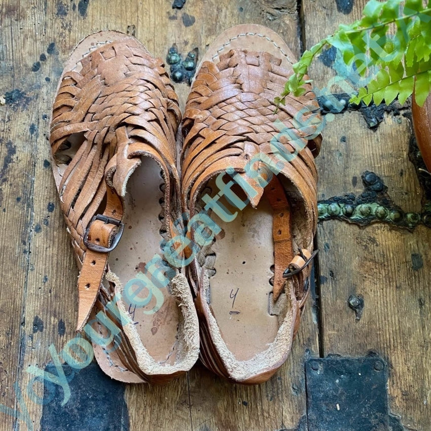 Vintage Mexican Leather Chanclas Sandals Size 6