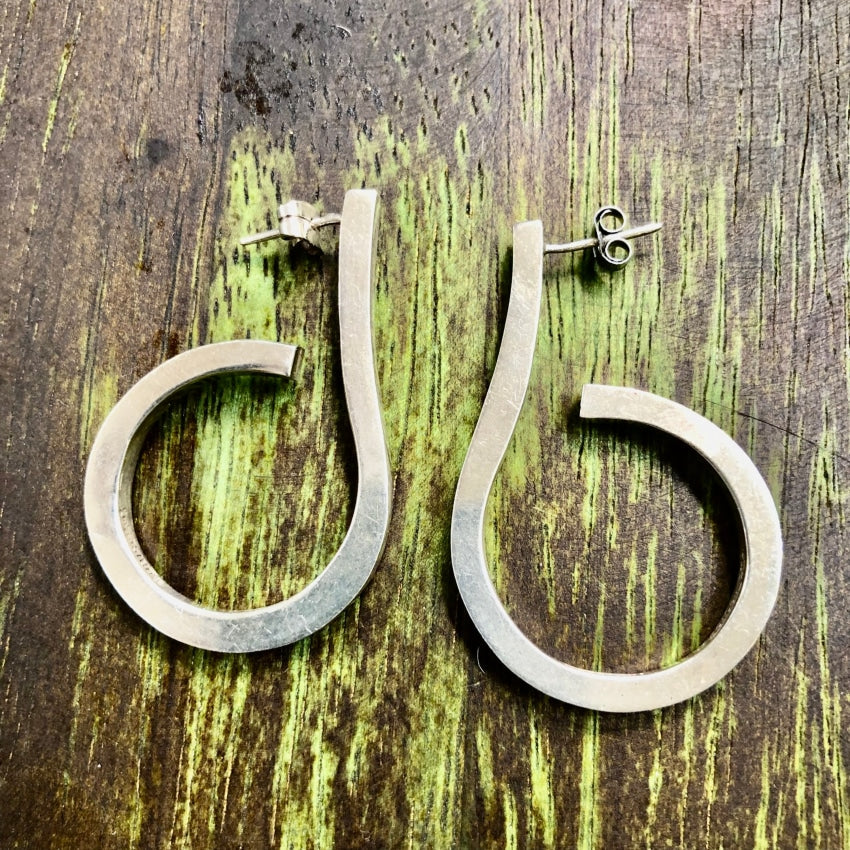 Vintage Mexican Maricela Sterling Silver Pierced Earrings