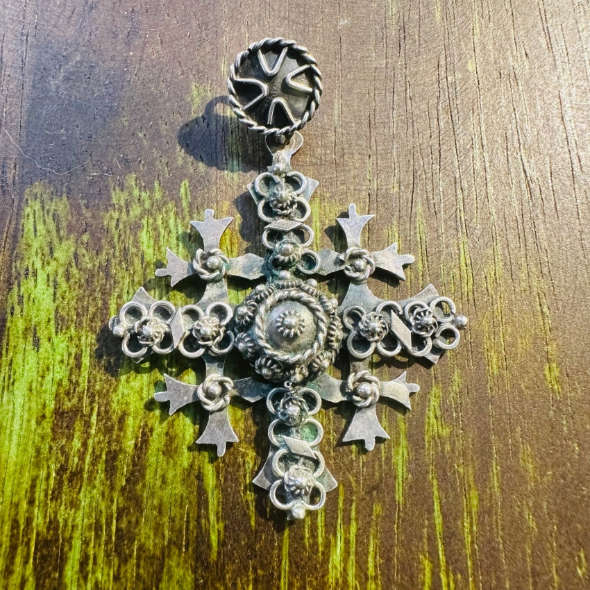 Vintage Mexican Sterling Silver Cannetille Cross Pendant