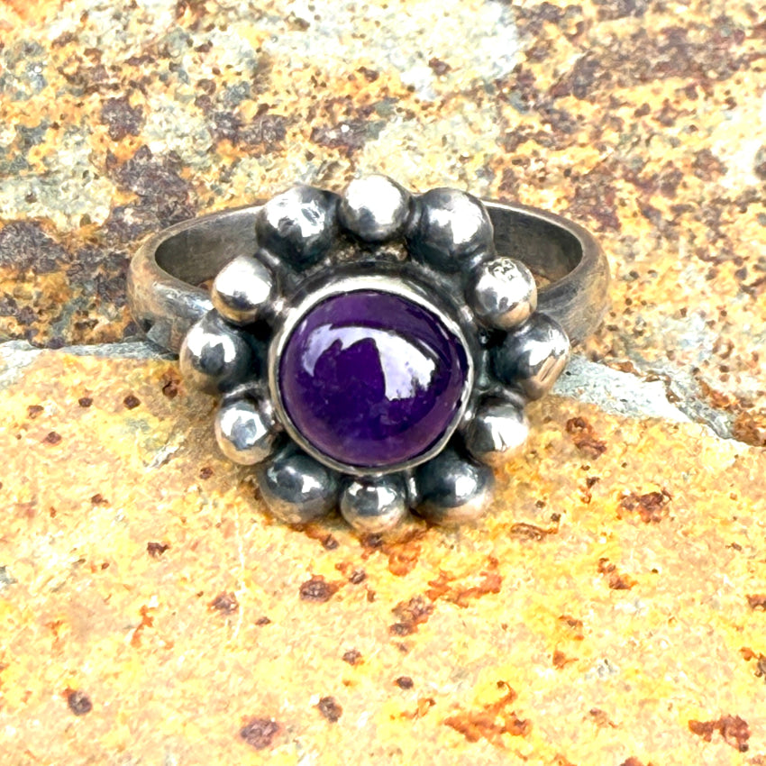 Vintage Mexican Sterling Silver & Grape Amethyst Ring Size 8 Ring