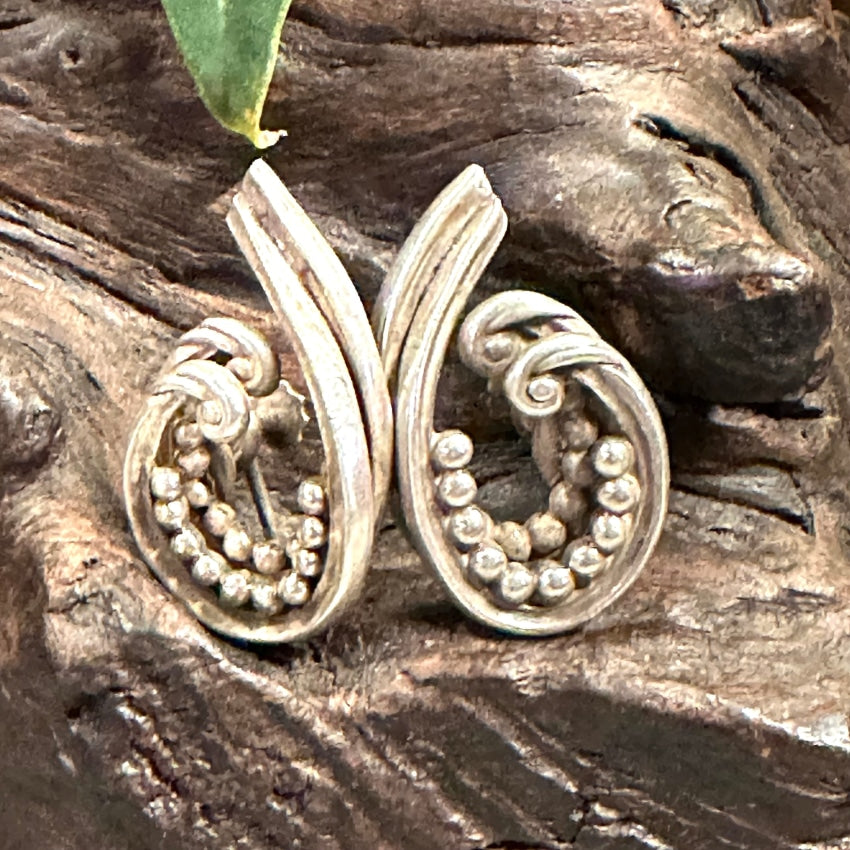 Buy Vintage Mexican Filigree Gold Tone Chandelier Dangle Earrings Online in  India - Etsy