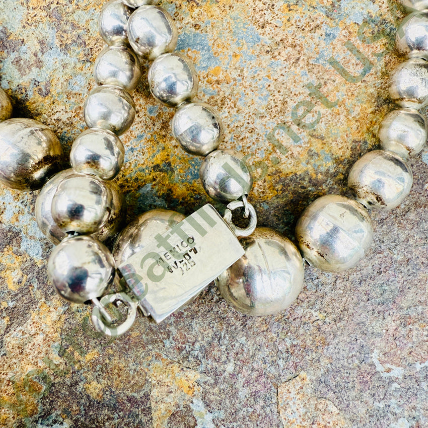 Vintage Mexican Taxco Sterling Silver ’Pearls’ Bead Necklace necklace