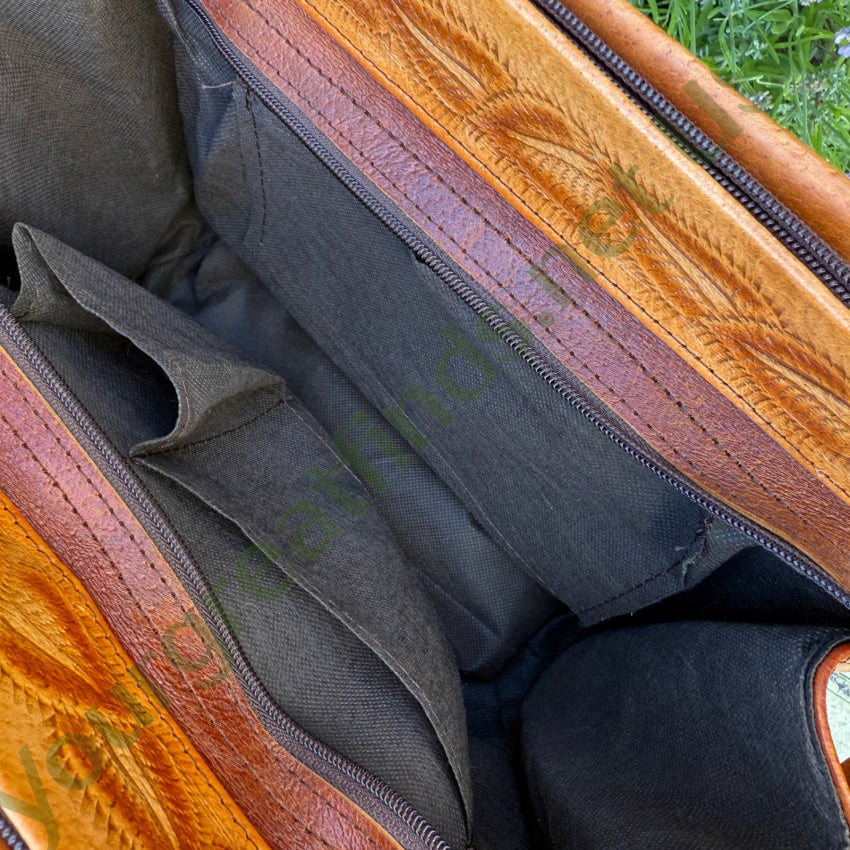 Vintage Mexican Tooled Leather Shoulder Bag purse