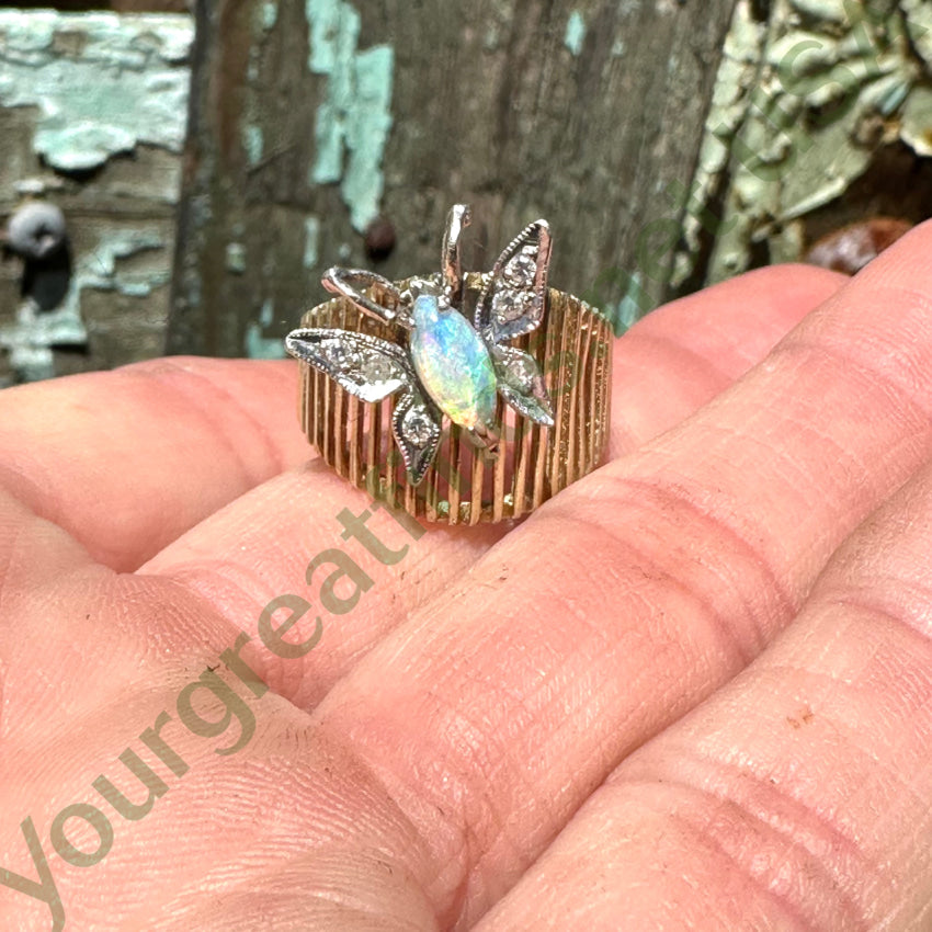 Vintage Mid-Century 14K Gold Opal Diamond Ring 6 3/4