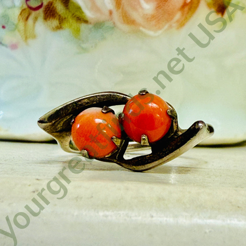 Vintage Mid-Century Modern Sterling Silver Ring with Natural Coral Size 5.5 ring