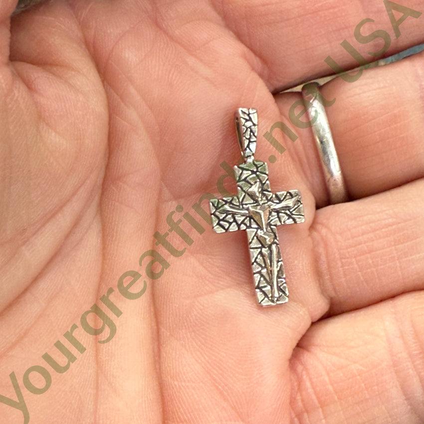 Vintage Modernistic Sterling Silver Crucifix Pendant pendant