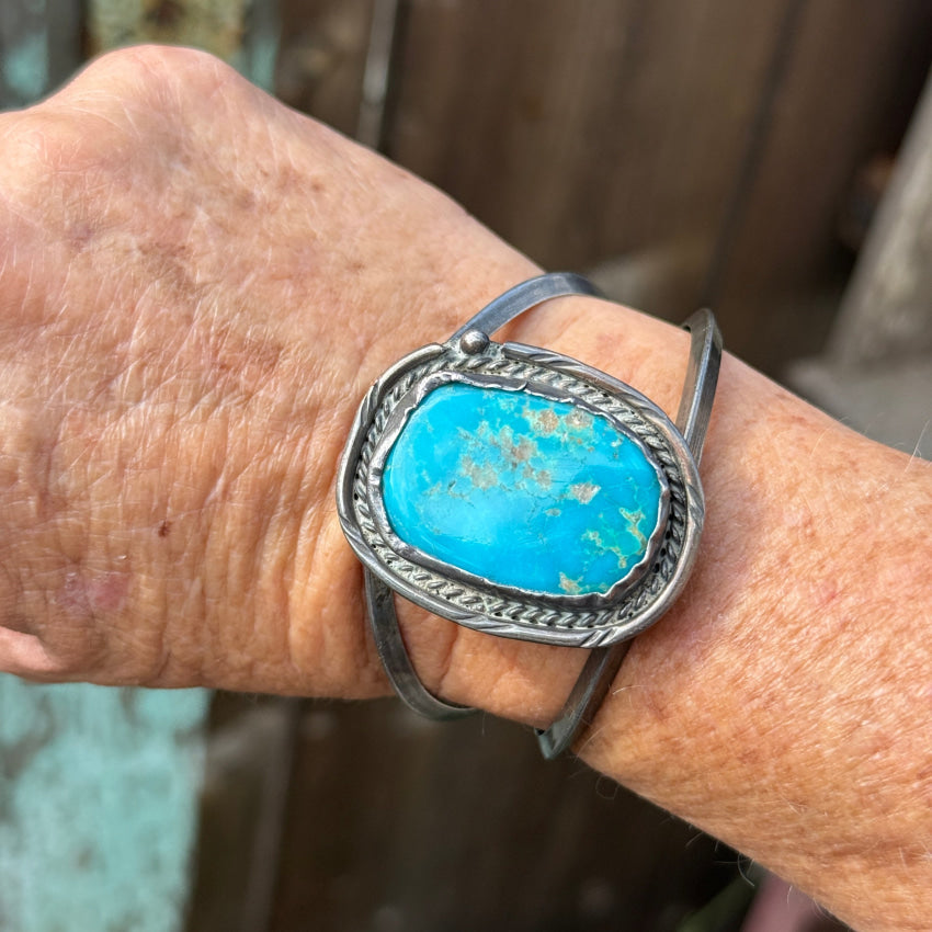 Vintage Navajo Blue Turquoise Cuff Bracelet bracelet