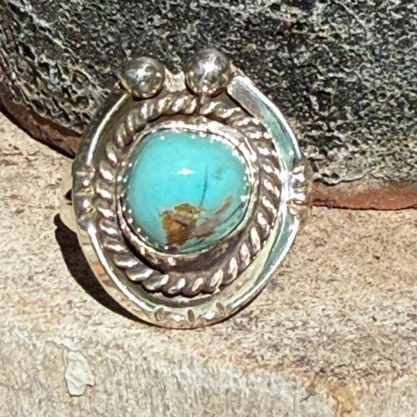 Vintage Navajo Pale Blue Turquoise & Sterling Silver Ring 7.75 ring