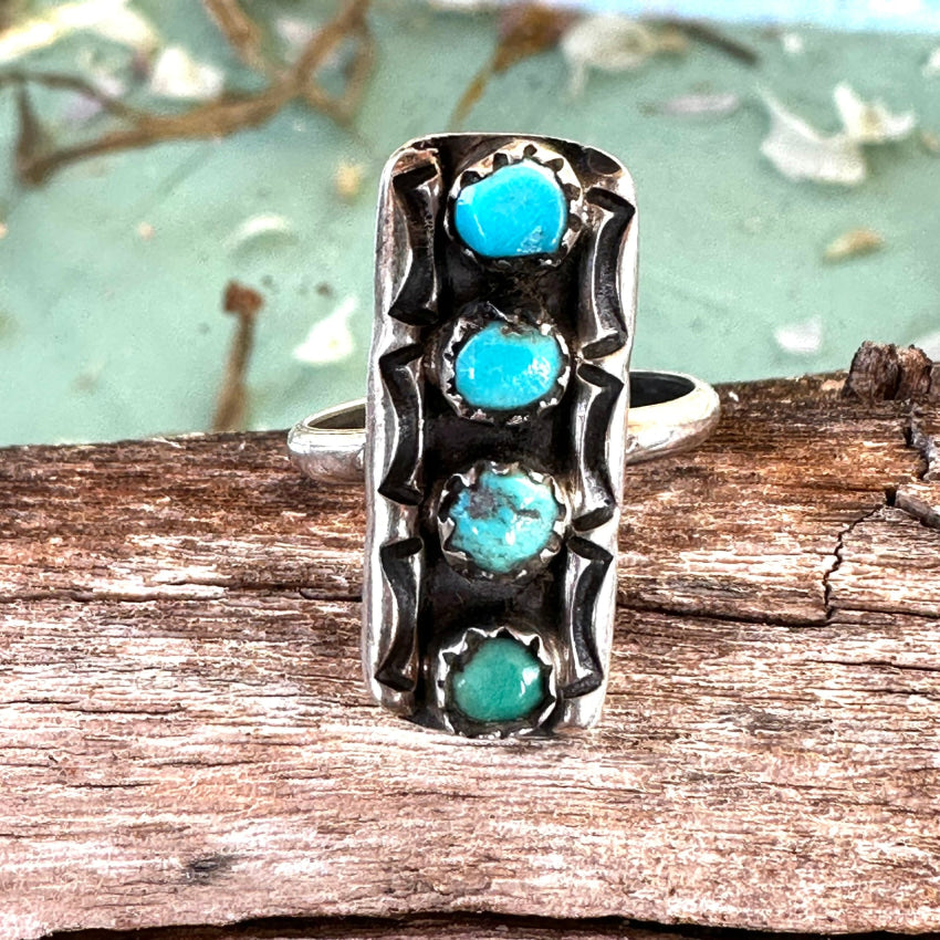 Vintage Navajo Stamped Sterling Silver Snake Eye Turquoise Row Ring 4