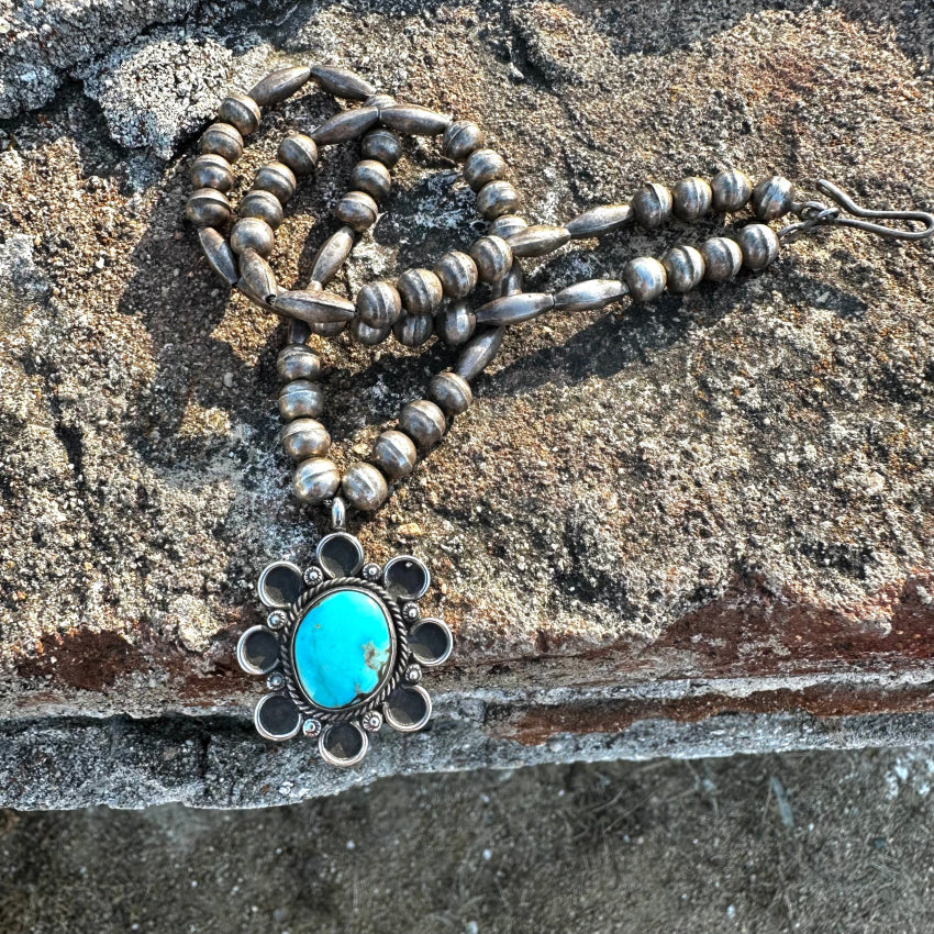 Vintage Navajo Sterling Silver Bench Bead & Turquoise Necklace Necklace