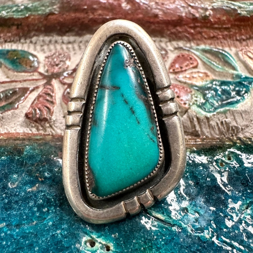 Vintage Navajo Sterling Silver Bisbee Turquoise Ring Size 9
