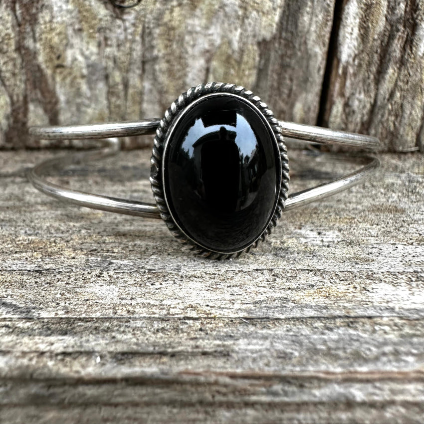 Vintage Navajo Sterling Silver Black Onyx Cuff Bracelet Bracelet