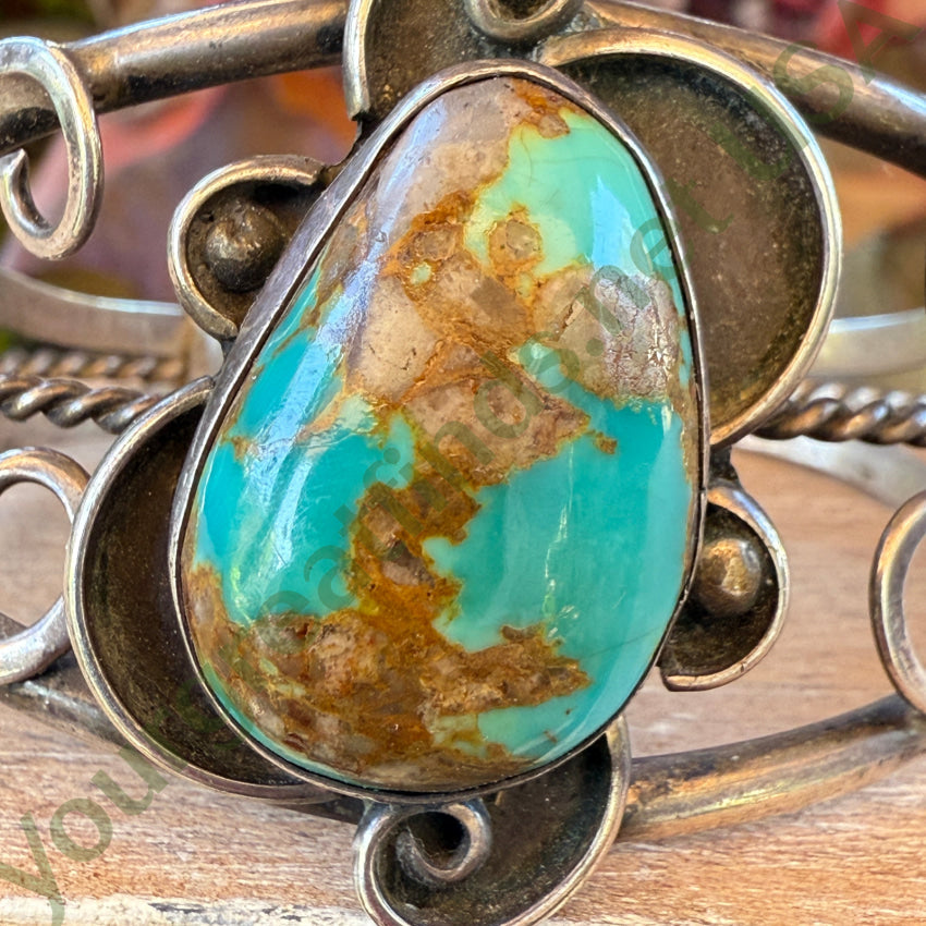 Vintage Navajo Sterling Silver Bracelet Stunning Turquoise bracelet