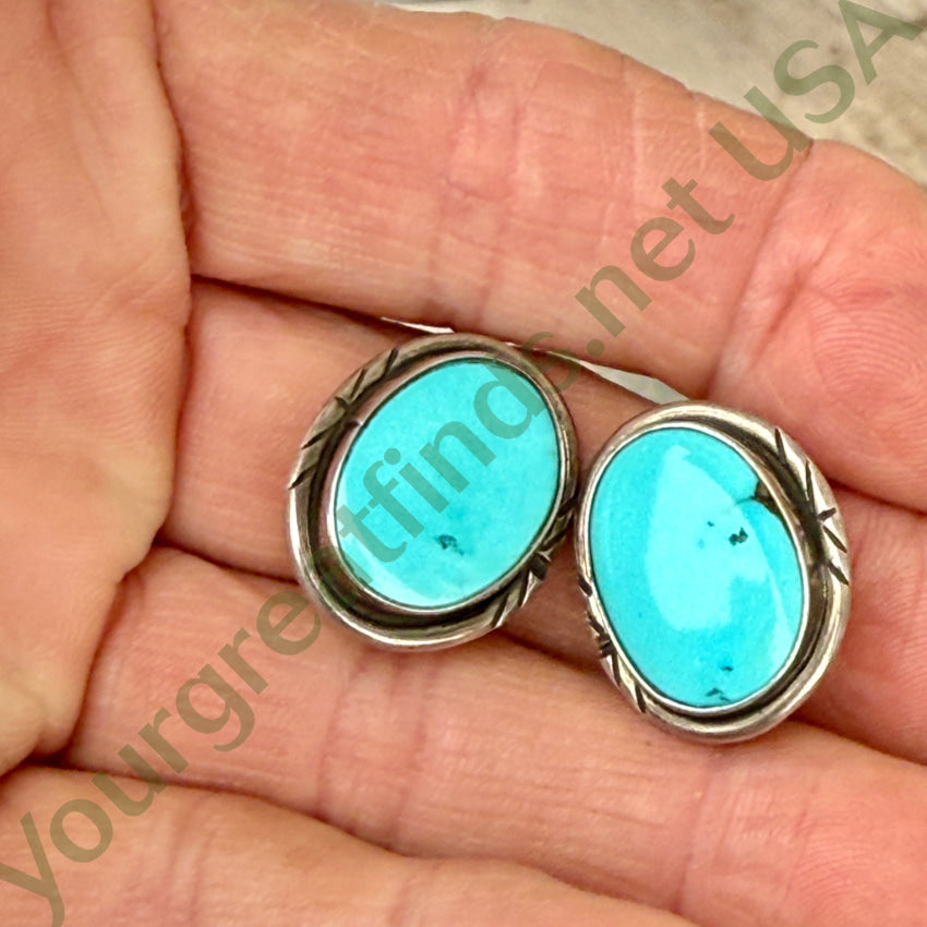 Vintage Navajo Sterling Silver & Cerillos Mine Turquoise Clip Earrings ring