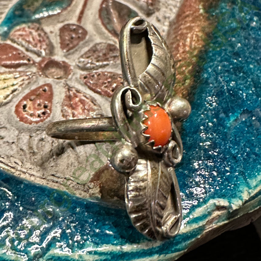Vintage Navajo Sterling Silver Coral Two Feather Long Ring Size 6