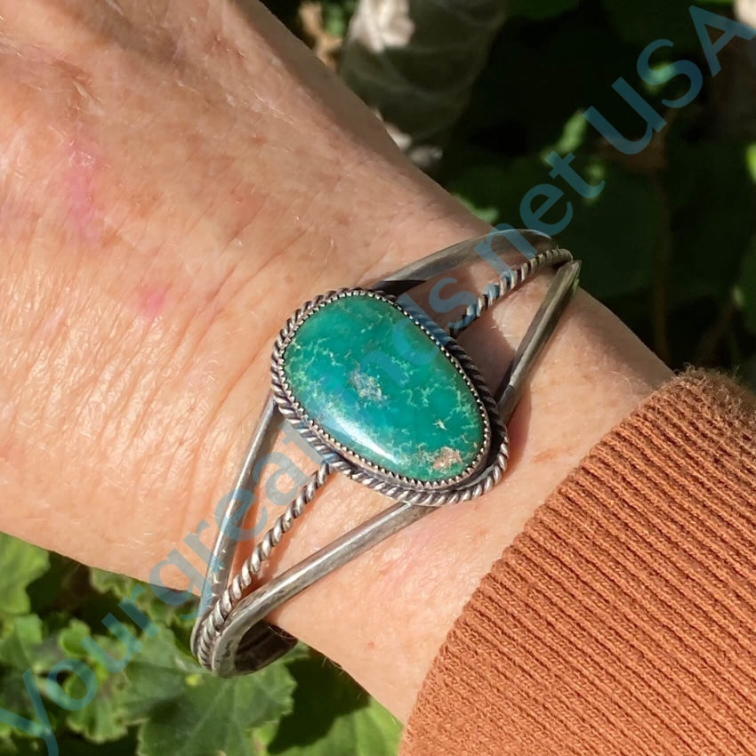 Vintage Navajo Sterling Silver Green Turquoise Bracelet