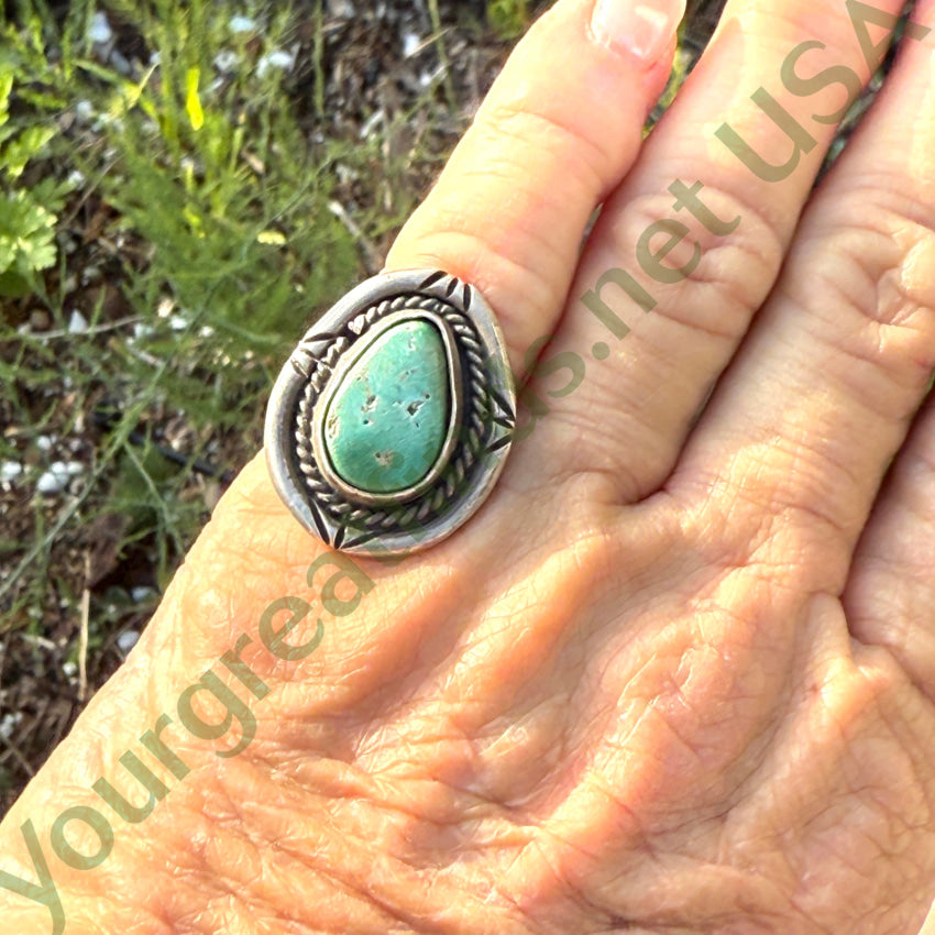 Vintage Navajo Sterling Silver & Green Turquoise Ring Size 5.5 ring