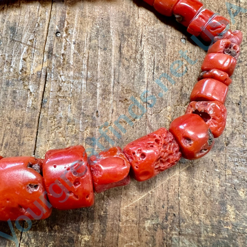 Vintage Navajo Sterling Silver Hogan &amp; Red Branch C0Ral Necklace