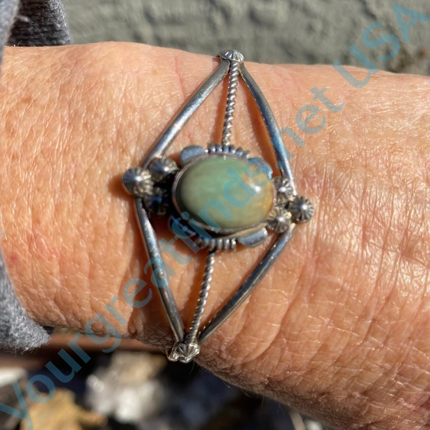 Vintage Navajo Sterling Silver Mint Green Turquoise Bracelet