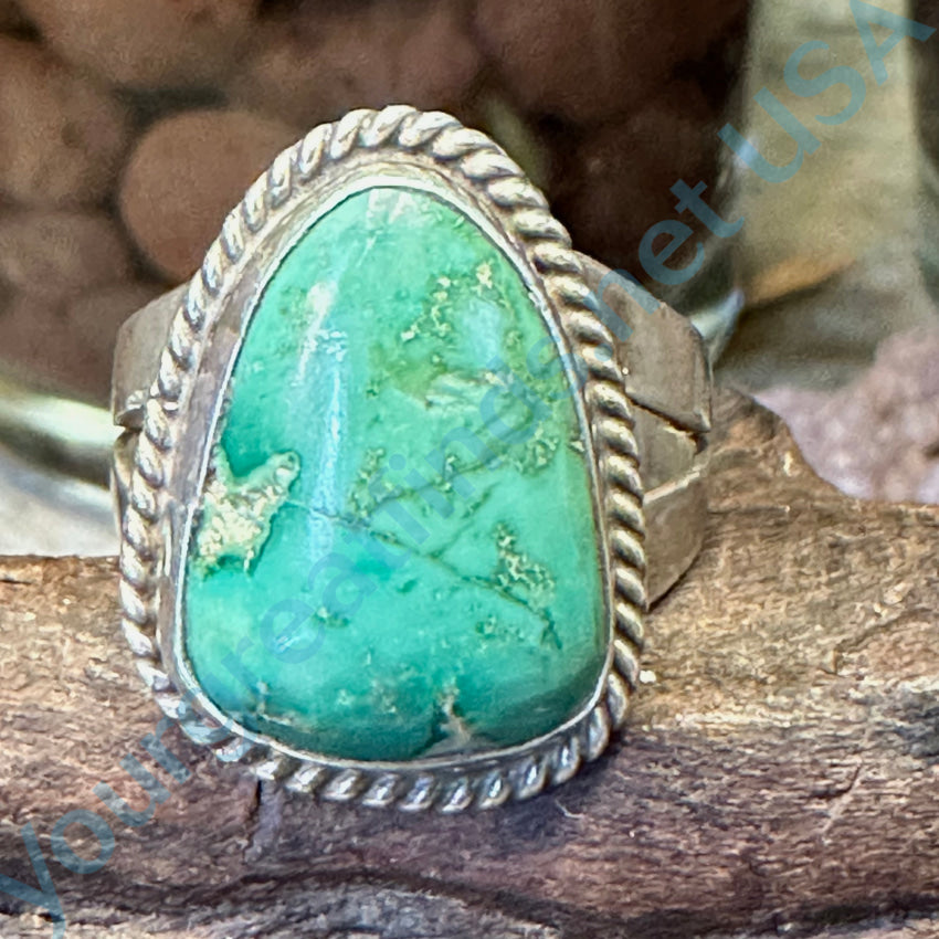 Vintage Navajo Sterling Silver Minty Green Turquoise Ring Size 9.5