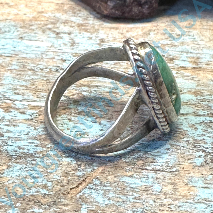 Vintage Navajo Sterling Silver Minty Green Turquoise Ring Size 9.5