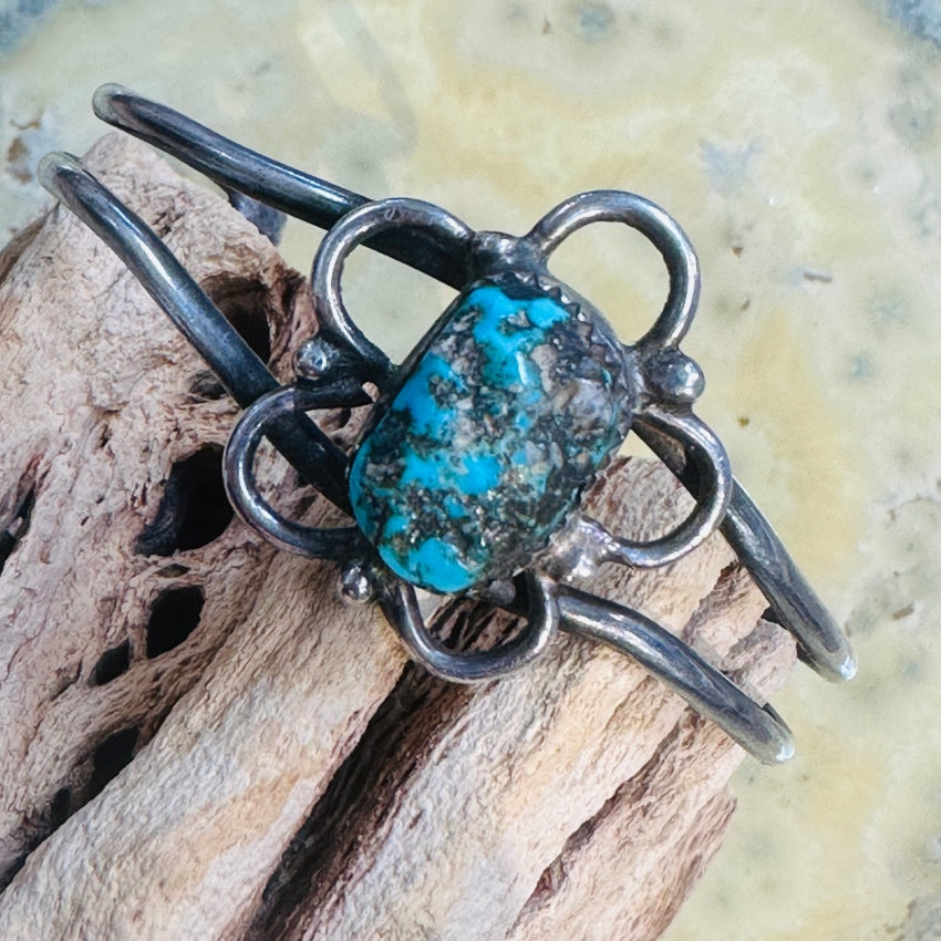 Vintage Navajo Sterling Silver Natural Turquoise Flower Bracelet