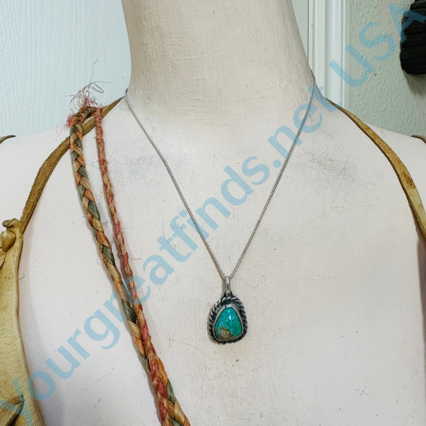 Vintage Navajo Sterling Silver Necklace Quartz Included Turquoise Stone