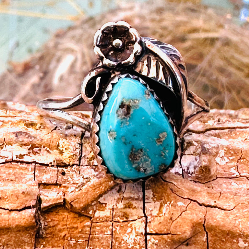 Vintage Navajo Sterling Silver & Pear-Shaped Turquoise Ring 7 Ring