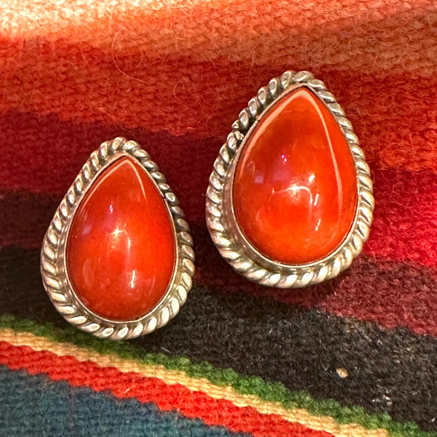 Vintage Navajo Sterling Silver Red Coral Clip On Earrings