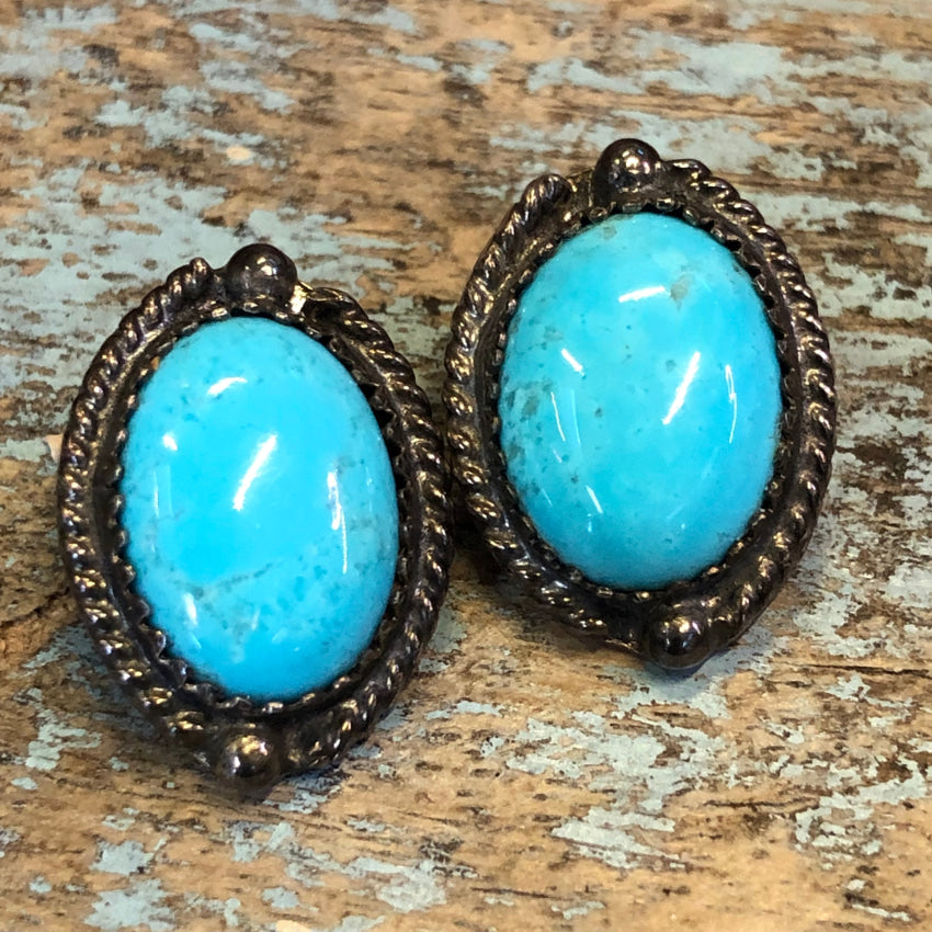 Vintage Navajo Sterling Silver & Sky Blue Turquoise Clip On Earrings
