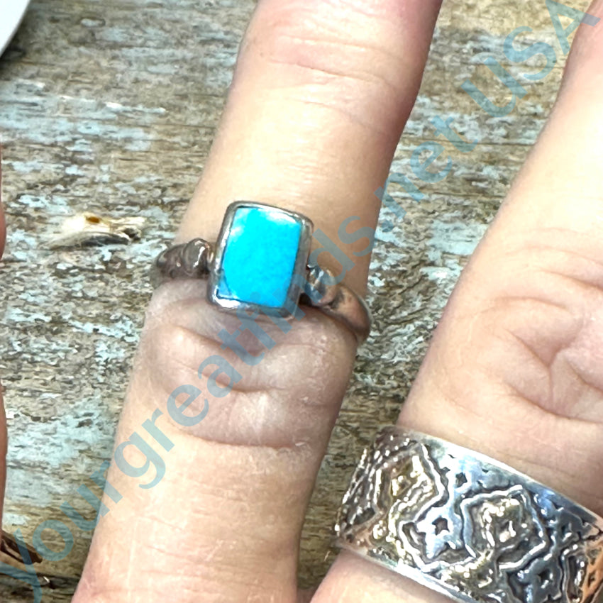 Vintage Turquoise and Sterling top Three Stone Ring / Size 6 - 6.25