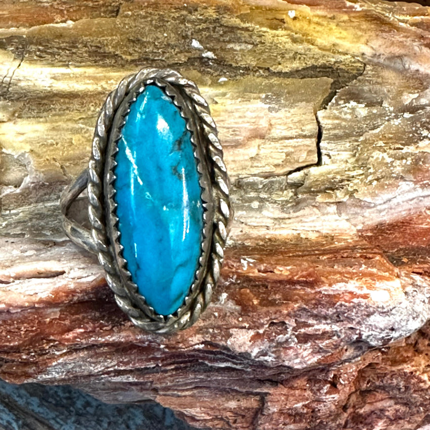 Vintage Navajo Sterling Silver &amp; Turquoise Long Ring Size 7